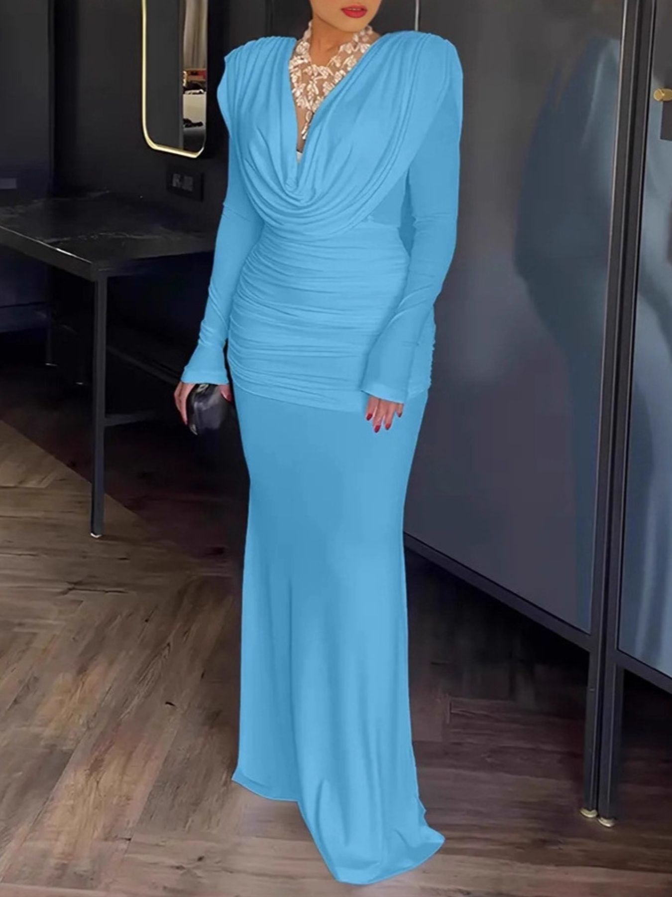 02428529-cded-4eb9-ba71-f0a50bb476ec-Max