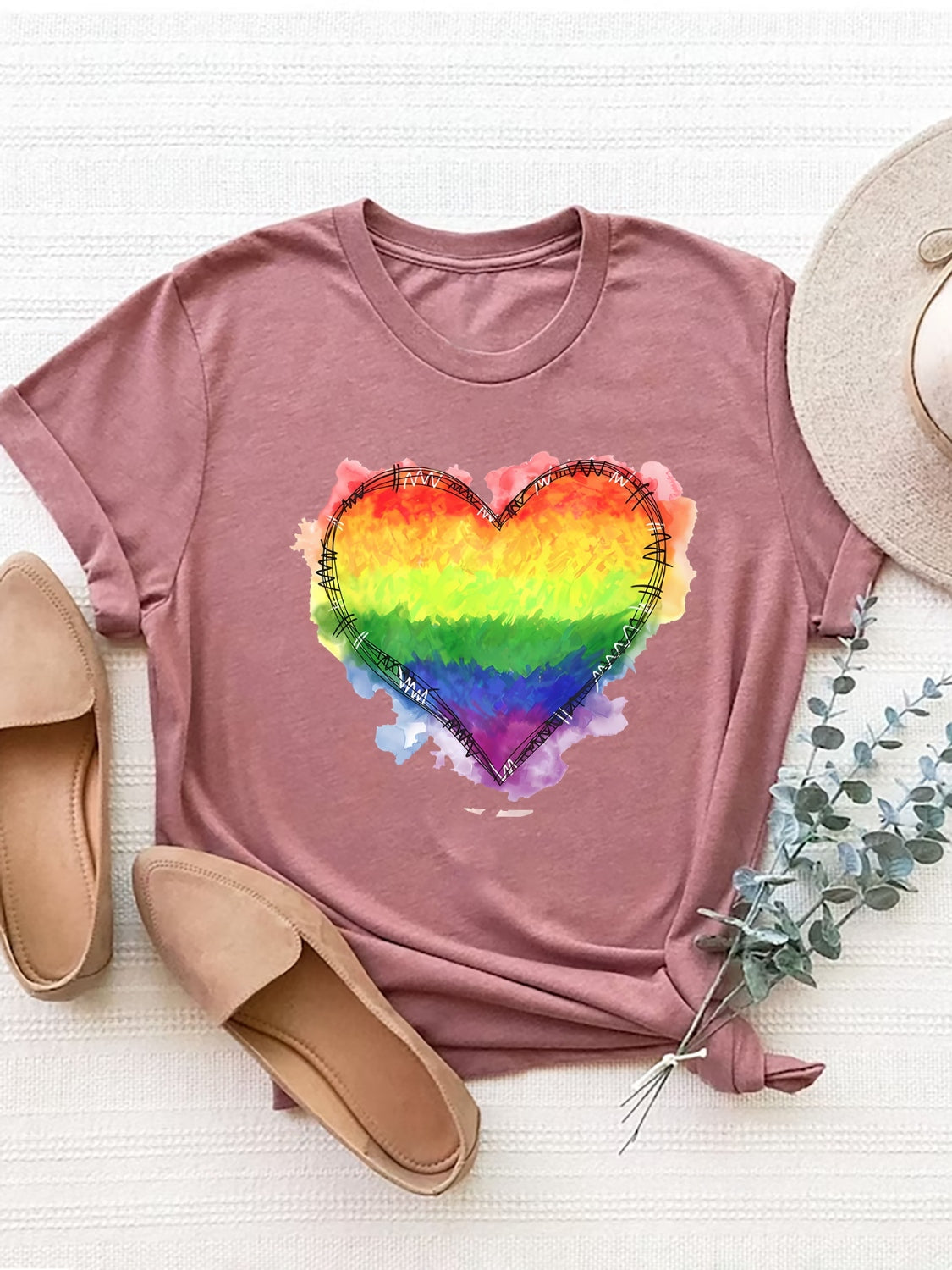 Heart Graphic Round Neck Short Sleeve T-Shirt