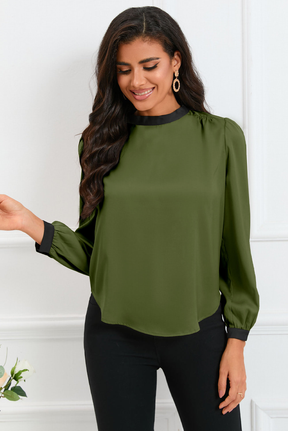 Round Neck Puff Sleeve Back Tie Blouse