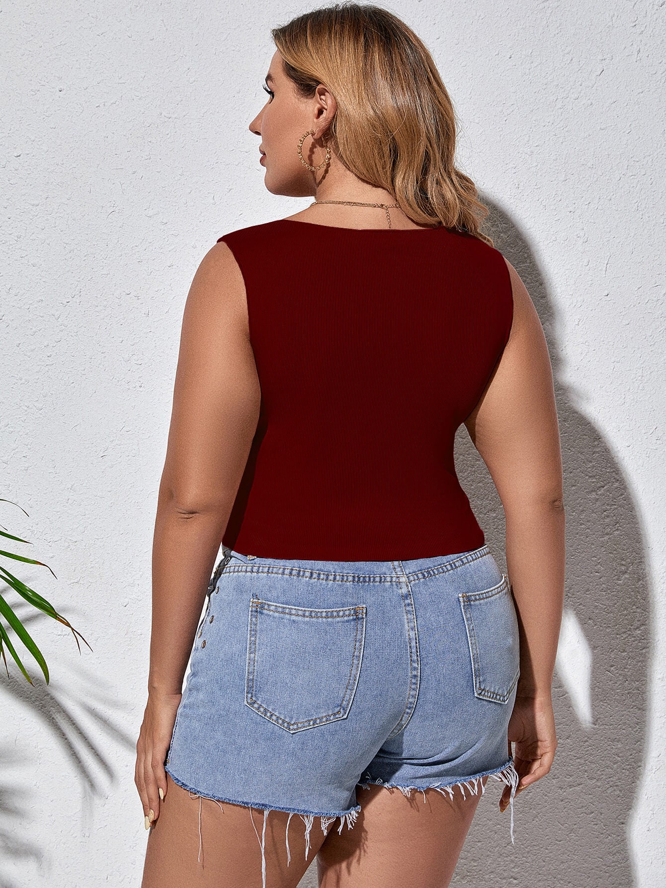 Plus Size Tie Front Sleeveless Plunge Crop Top