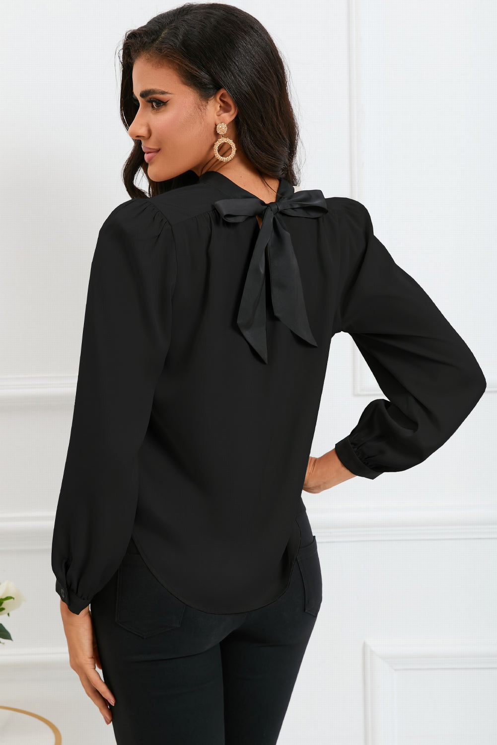 Round Neck Puff Sleeve Back Tie Blouse