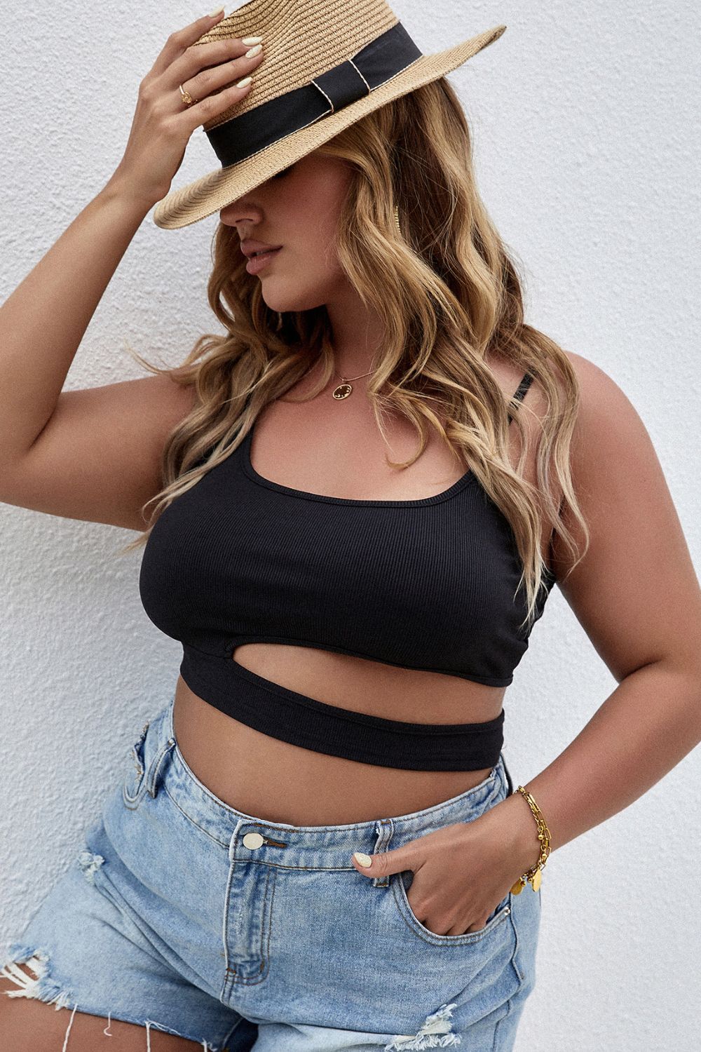 Plus Size Cutout Cropped Tank