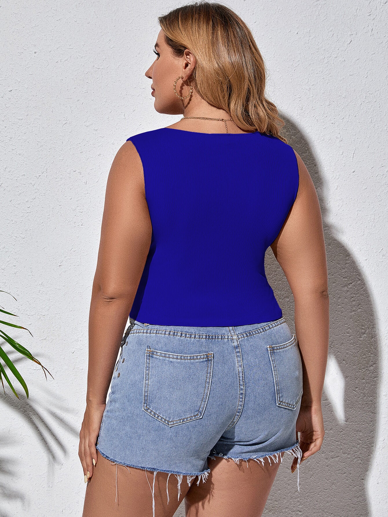 Plus Size Tie Front Sleeveless Plunge Crop Top