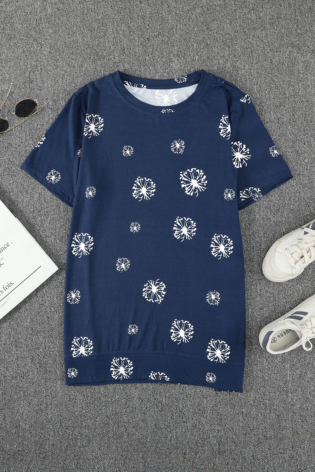 Plus Size Dandelion Print Tee Shirt