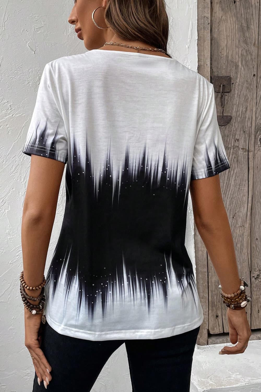 Printed Cutout Short Sleeve Tee