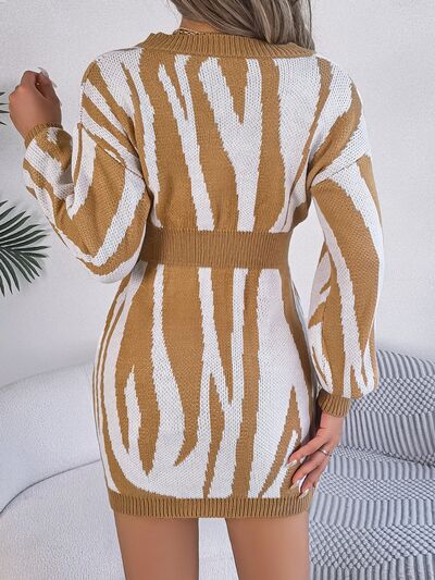 V-Neck Animal Print Long Sleeve Sweater