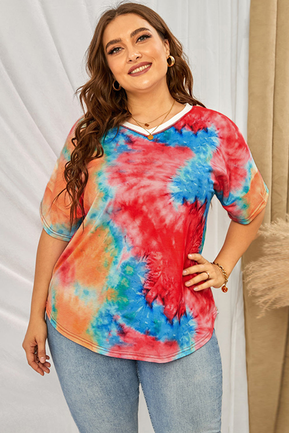 Plus Size Tie-Dye V-Neck Tee